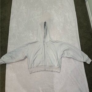 Aritzia Cozy Fleece Boyfriend Fit Cropped Zip up hoodie​​